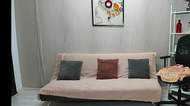 Cassandra Hotty online show from January 14, 2026, 4:27 am