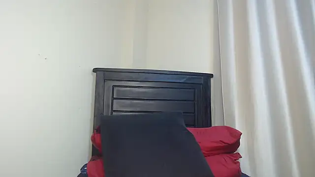 NIKKIE LOVE online show from March 10, 2025, 4:07 am