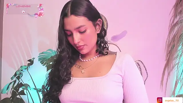 Anngel 1 online show from October 23, 2025, 3:21 pm