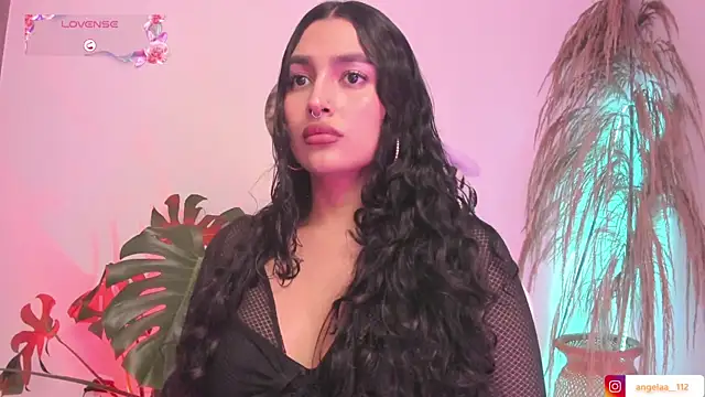 Anngel 1 online show from November 28, 2025, 3:45 pm