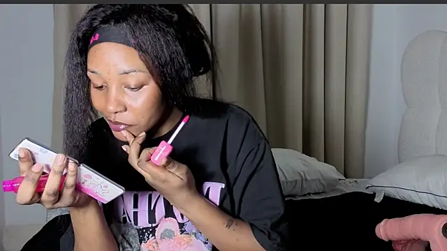 sexycabdy online show from November 11, 2025, 6:03 pm