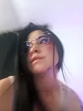 Isa Maiden1 online show from November 22, 2025, 4:50 pm