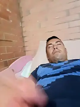 Snapshot of Diego_leon27 chatting on March 27, 2026, 3:04 am Diego leon27 online show from March 27, 2026, 3:04 am