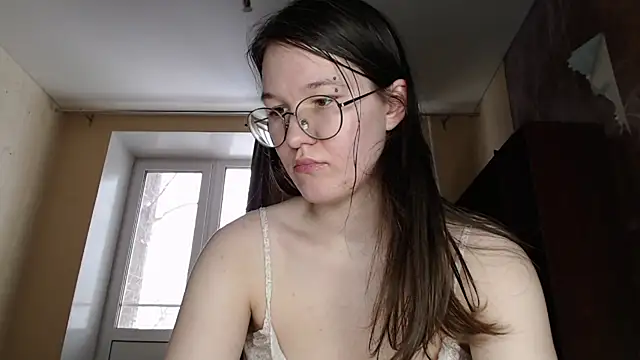 MiriamOr online show from February 24, 2025, 10:48 am