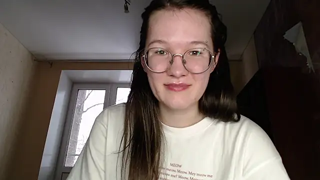 MiriamOr online show from February 27, 2025, 1:38 pm