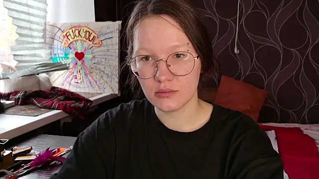 MiriamOr online show from October 13, 2025, 7:54 am