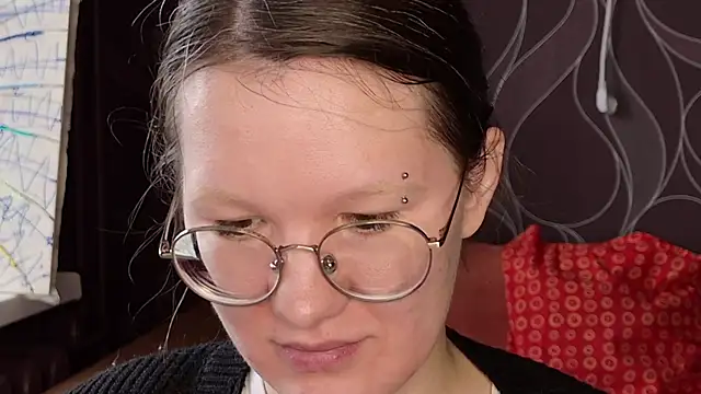 MiriamOr online show from October 5, 2025, 7:54 am