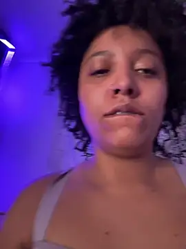 michell bling1 online show from March 15, 2025, 8:48 am