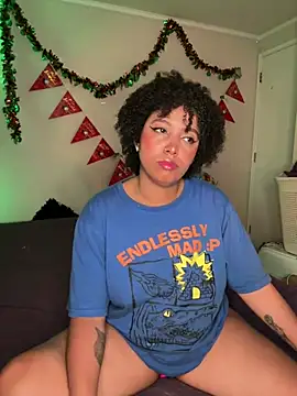 michell bling1 online show from January 3, 2025, 7:06 am