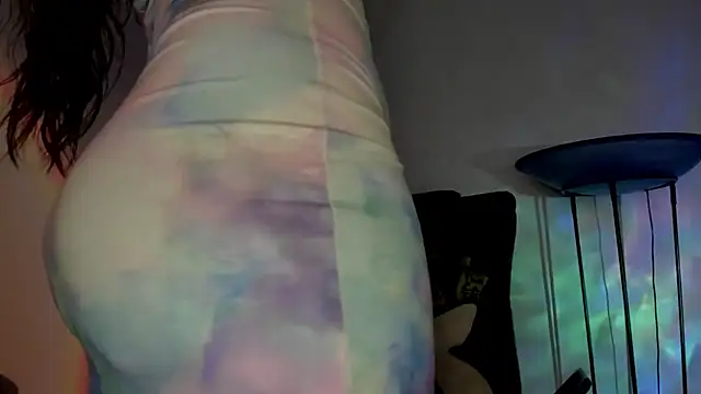 Mila  Paramo online show from February 8, 2025, 2:36 am