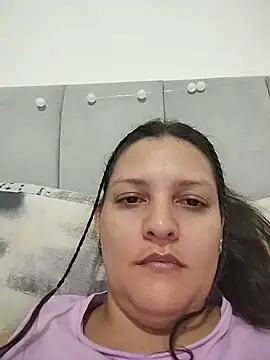 Mia Hampton online show from July 22, 2026, 3:30 am