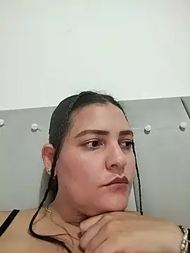 Mia Hampton online show from July 26, 2026, 9:21 pm
