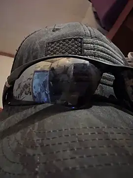 KBONE36 online show from October 4, 2025, 7:59 pm