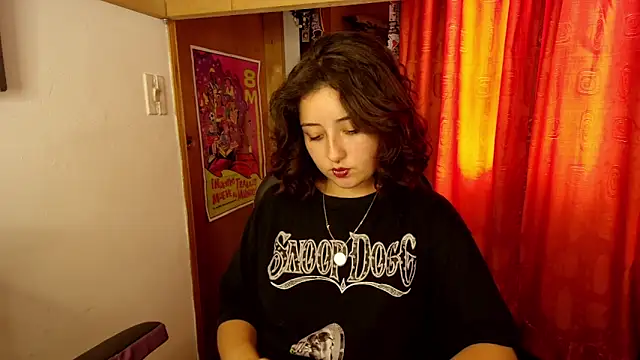 Lilith DeVil  online show from February 25, 2025, 7:49 pm