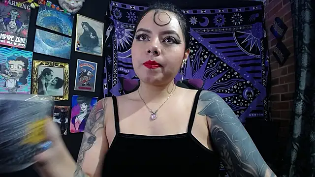 Snapshot of Yourmadame_P chatting on March 28, 2026, 2:34 am Yourmadame P online show from March 28, 2026, 2:34 am