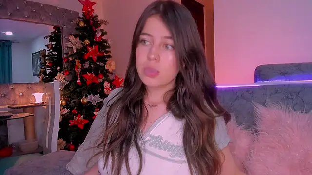 zoe kittylove online show from January 6, 2026, 3:32 am