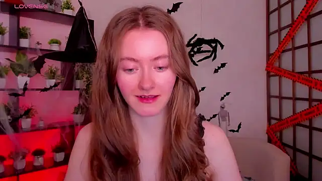 KateCuddle online show from October 27, 2025, 2:45 am