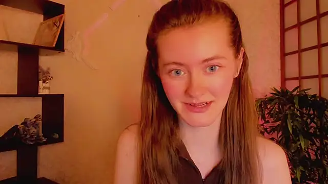 KateCuddle online show from March 13, 2025, 5:33 am