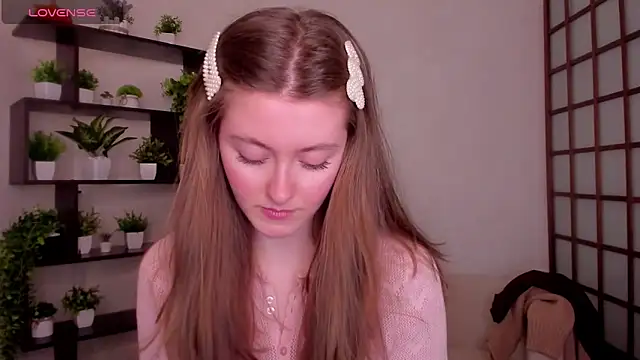 KateCuddle online show from February 4, 2026, 3:01 am