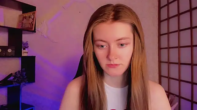 KateCuddle online show from February 19, 2025, 2:23 am