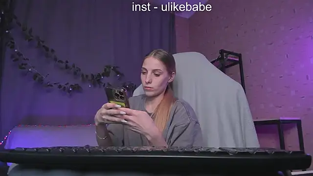 Anna Fink online show from January 26, 2025, 4:30 pm