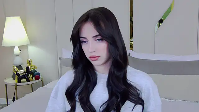 Betty Bridge online show from February 1, 2026, 5:38 am