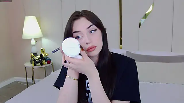 Betty Bridge online show from February 7, 2026, 5:26 am