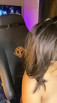 Maple Honeycome online show from January 10, 2025, 8:04 pm