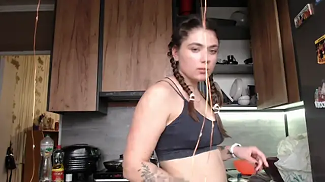 Snapshot of delightful_sofi chatting on March 3, 2026, 2:02 pm delightful sofi online show from March 3, 2026, 2:02 pm