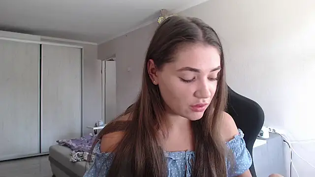 delightful sofi online show from September 11, 2025, 8:14 am