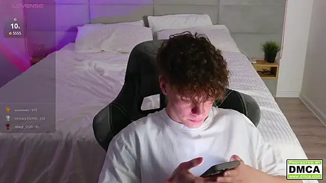 cute thomas online show from January 24, 2025, 10:08 pm