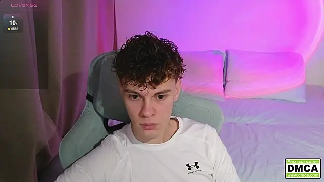 cute thomas online show from January 16, 2026, 3:16 pm