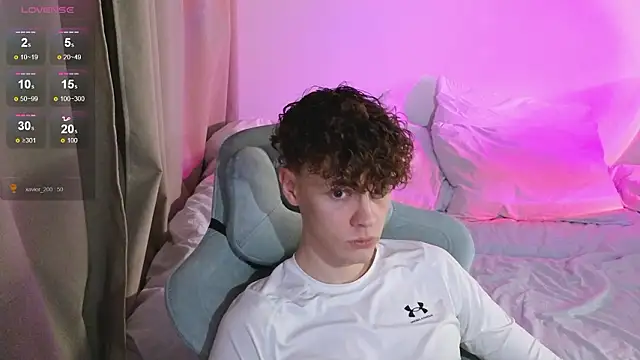 Snapshot of cute_thomas chatting on March 18, 2026, 6:09 pm cute thomas online show from March 18, 2026, 6:09 pm