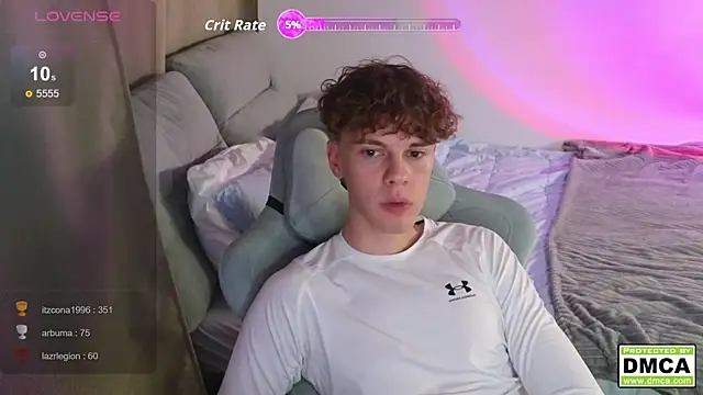 cute thomas online show from September 23, 2025, 10:17 pm