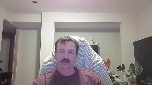 Snapshot of 8inchHOLEpunch chatting on November 14, 2025, 3:32 am 8inchHOLEpunch online show from November 14, 2025, 3:32 am