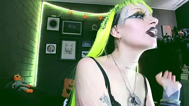 insania 9999  online show from February 19, 2025, 4:33 pm