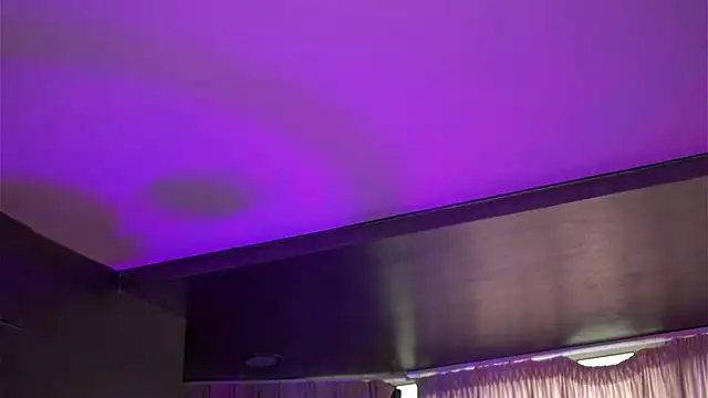 HotSkinnyX online show from September 30, 2025, 6:30 am