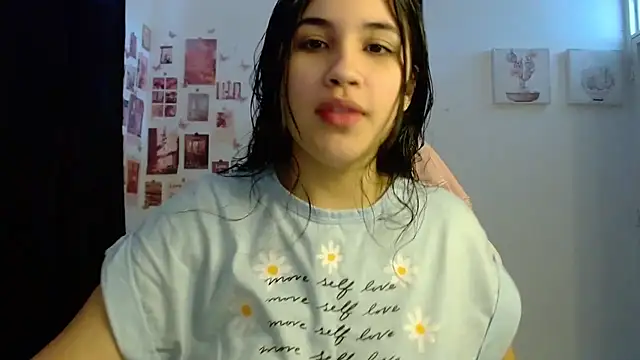 InocentHeaven1 online show from April 23, 2026, 12:51 pm