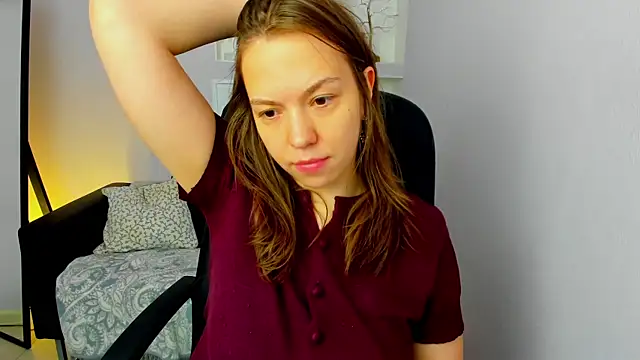Persephoni online show from April 24, 2026, 10:39 am