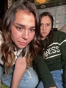 LeaGambit   online show from March 18, 2025, 8:28 am