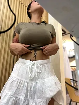 Snapshot of clarachanelricek chatting on October 10, 2025, 7:47 pm clarachanelricek online show from October 10, 2025, 7:47 pm