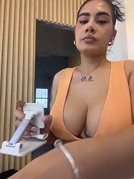 clarachanelricek online show from March 3, 2026, 8:05 pm