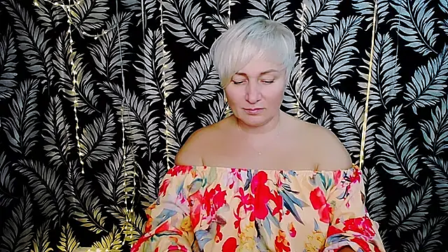 Olivia playful online show from November 17, 2025, 1:59 pm