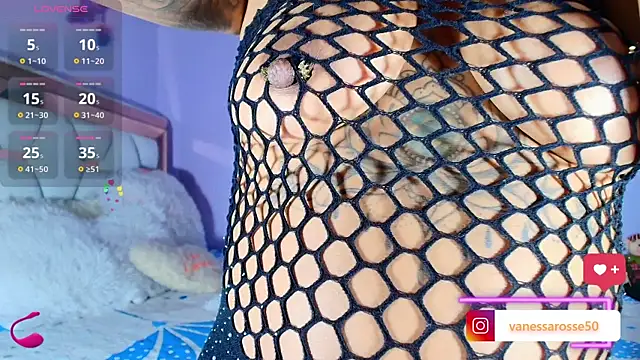 Snapshot of Julieth_Rossi chatting on October 1, 2025, 11:08 pm Julieth Rossi online show from October 1, 2025, 11:08 pm