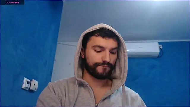 alex blu online show from October 4, 2025, 9:44 am