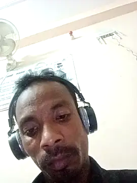 Lent Medium online show from October 11, 2025, 2:51 pm