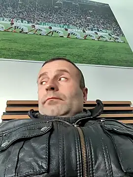 muscularsexy online show from December 7, 2024, 1:13 pm