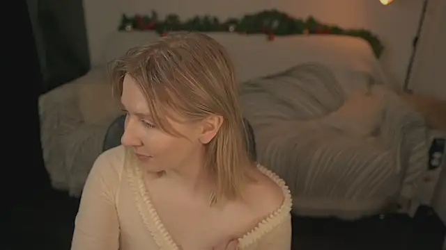  Killer Smile  online show from January 9, 2025, 1:13 pm