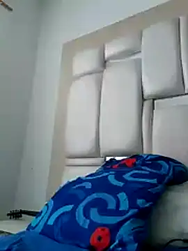 Criistianprado19cm online show from November 26, 2025, 9:37 pm