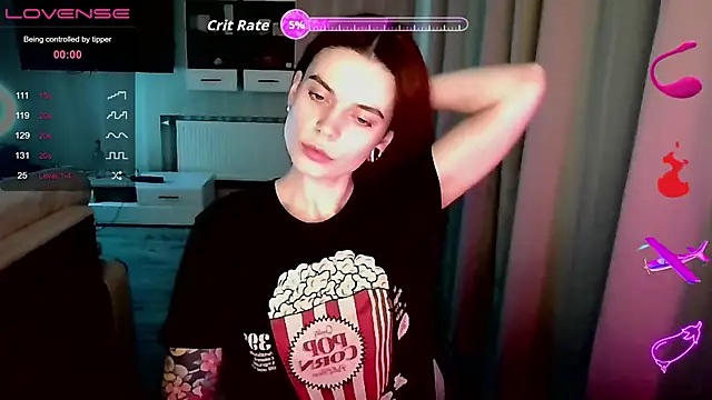 RinaDevil online show from November 29, 2025, 1:33 pm